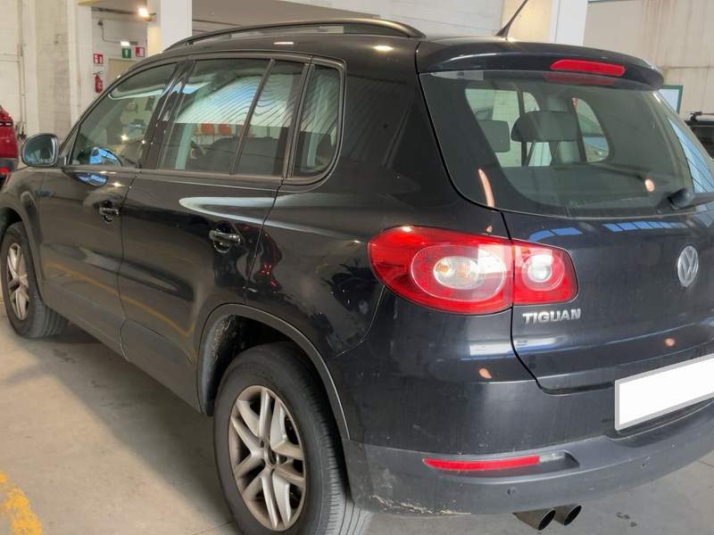 Volkswagen Tiguan diesel ieftin - rate, avans zero - 2010 - 7.250 EUR - imagine 4